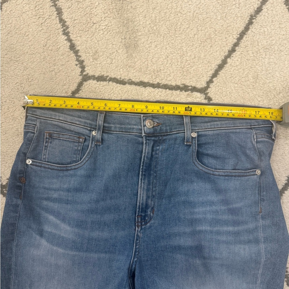 Veronica Beard Jeans Beverly High Rise Skinny Flare in Sedona - Picture 8 of 8